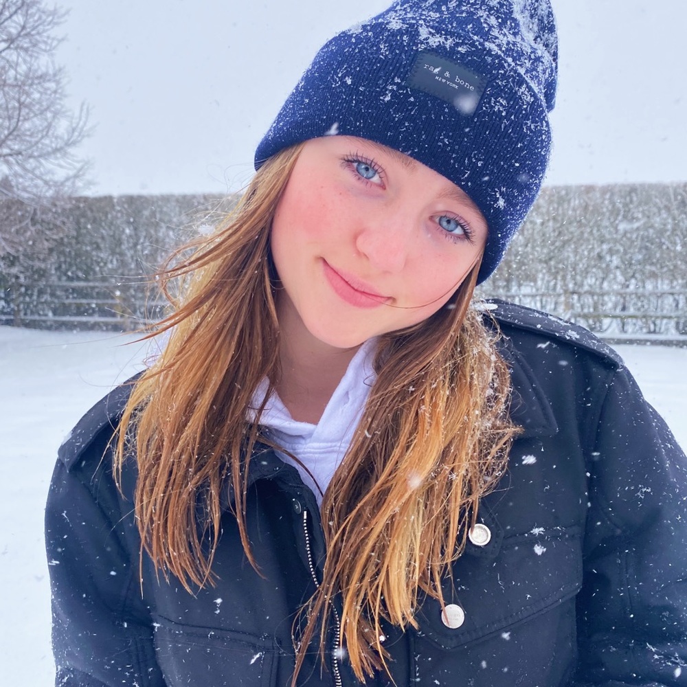 Meet your Posher, Justine